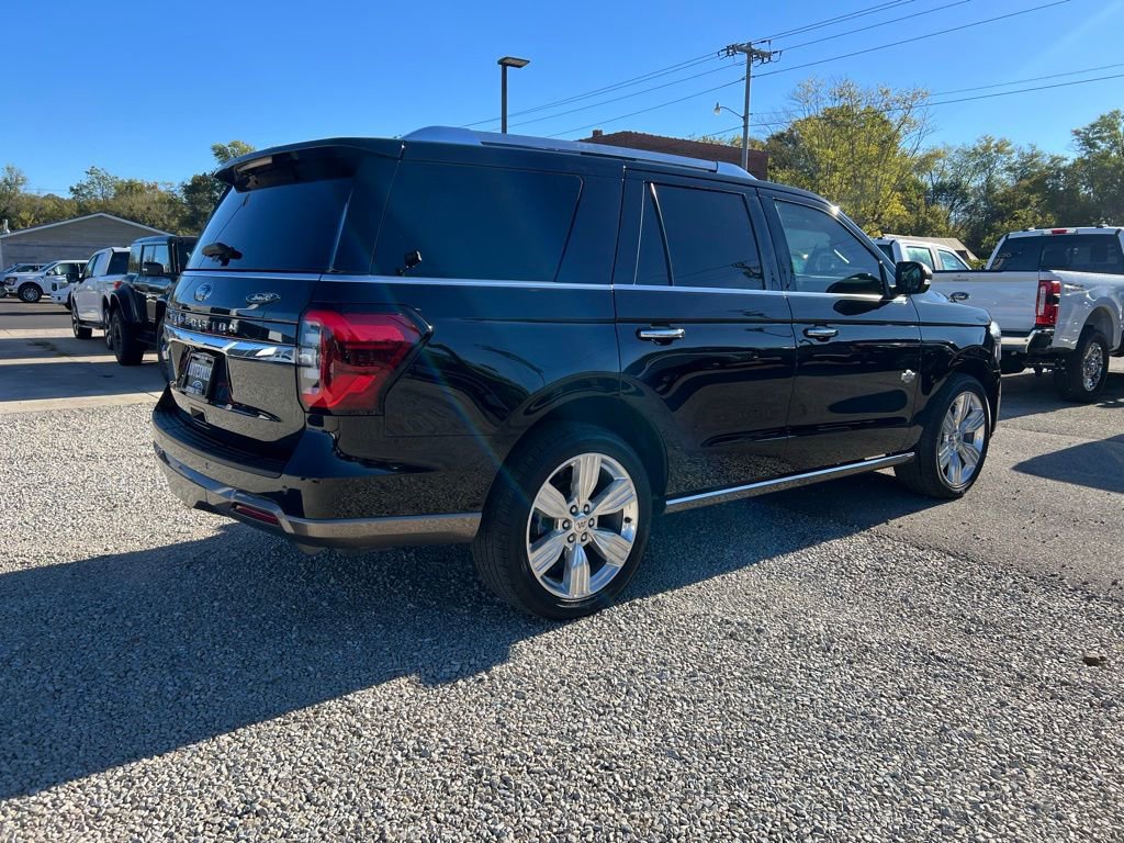 Used 2022 Ford Expedition King Ranch image 8