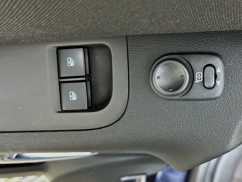 Used 2011 Chevrolet Camaro SS RWD image 19
