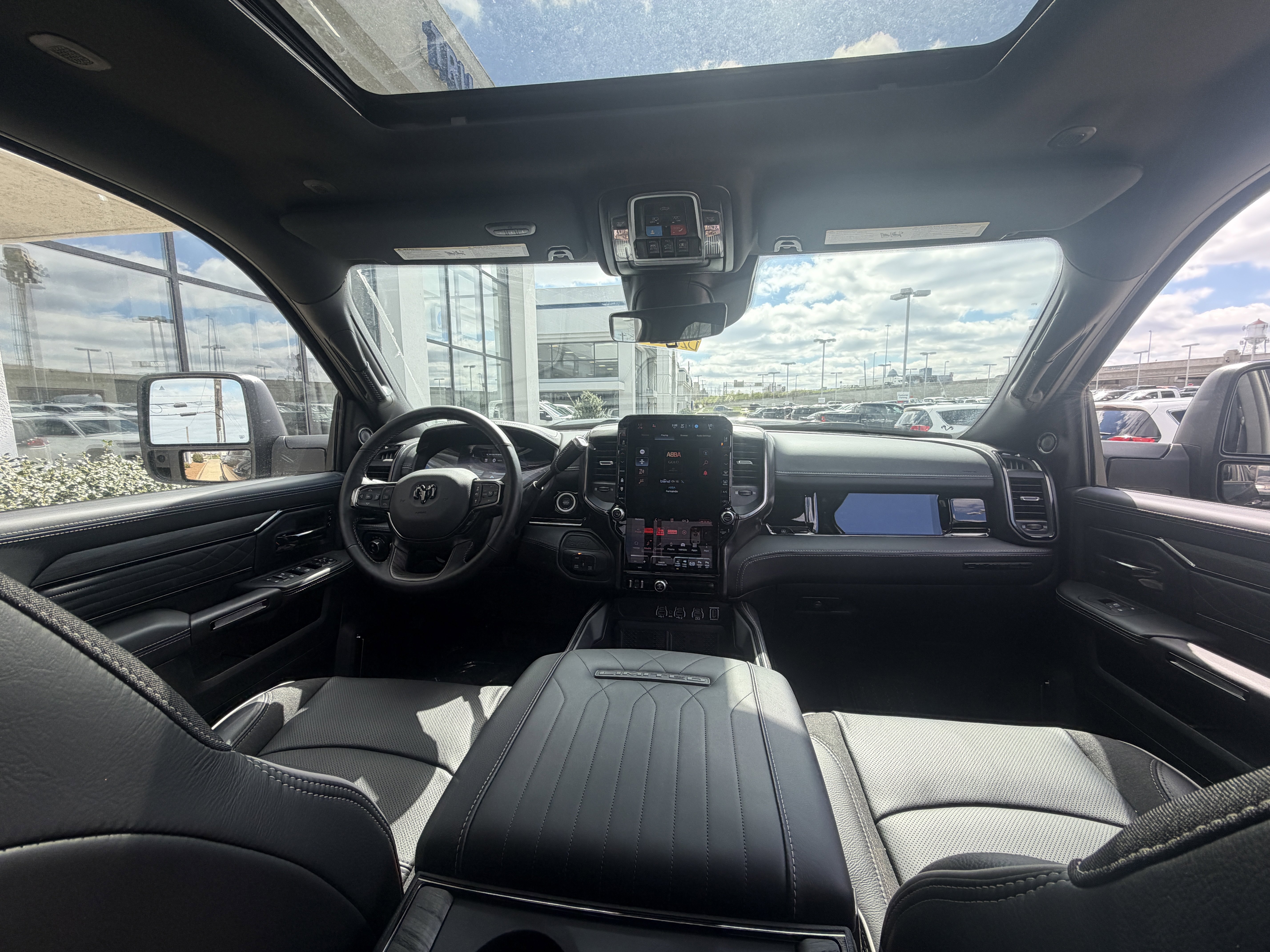 New 2026 RAM 2500 Limited image 33