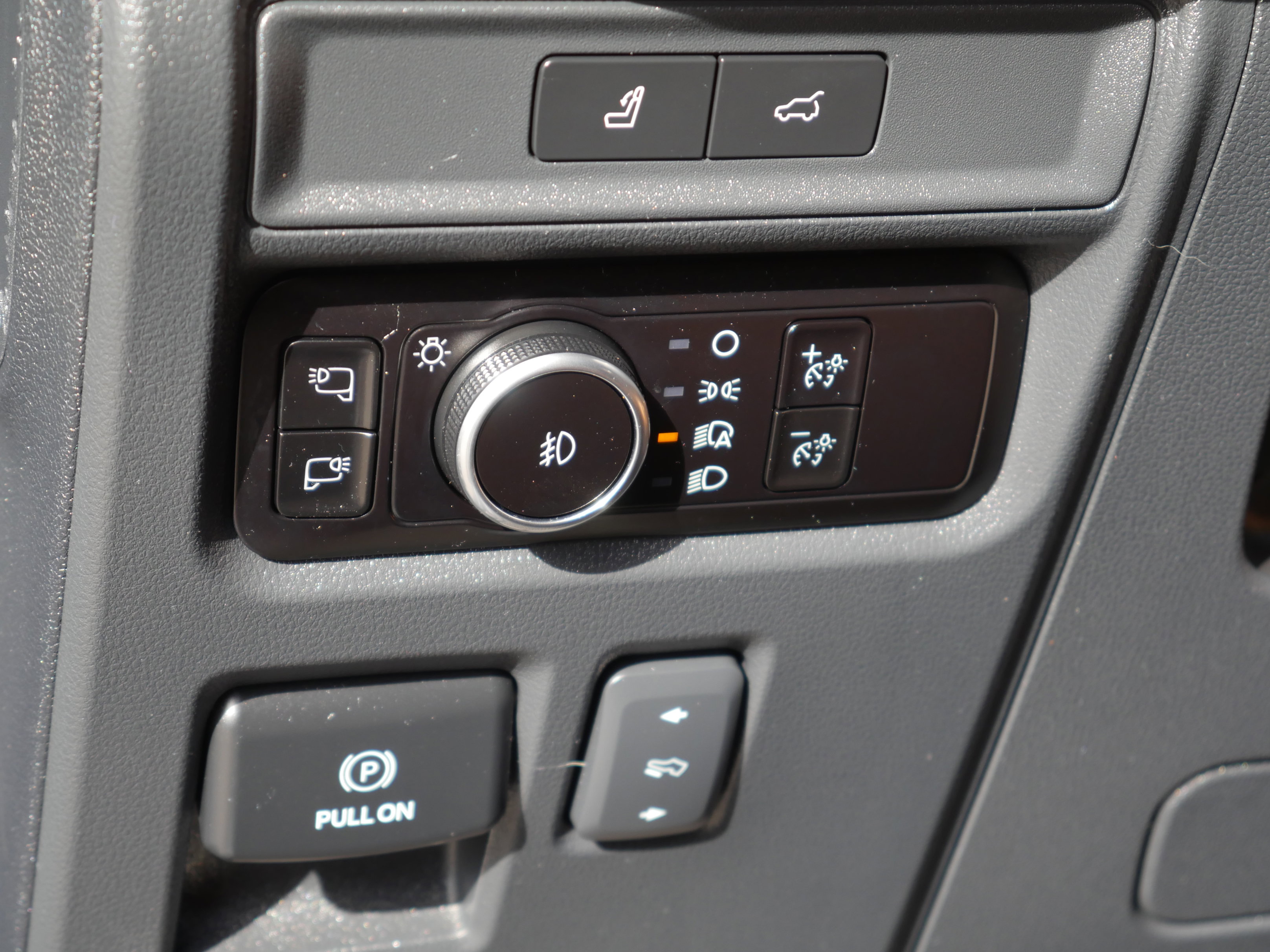 Certified 2023 Ford Expedition Max Platinum image 6