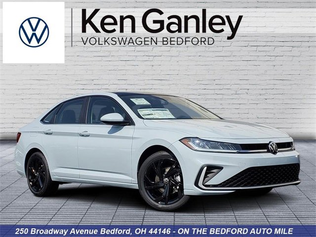 New 2025 Volkswagen Jetta SE