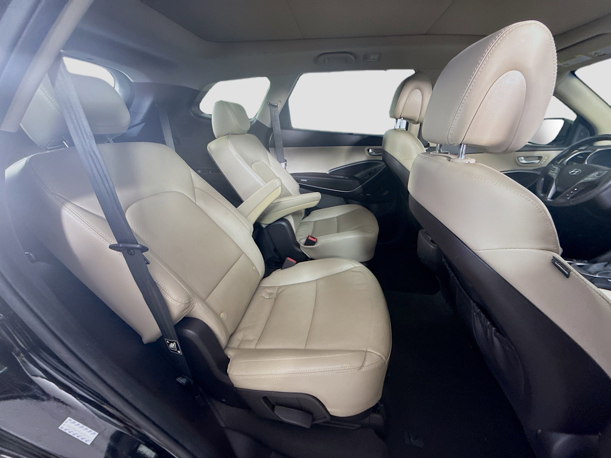 Used 2018 Hyundai Santa Fe Limited w/ Cargo Package FWD image 27