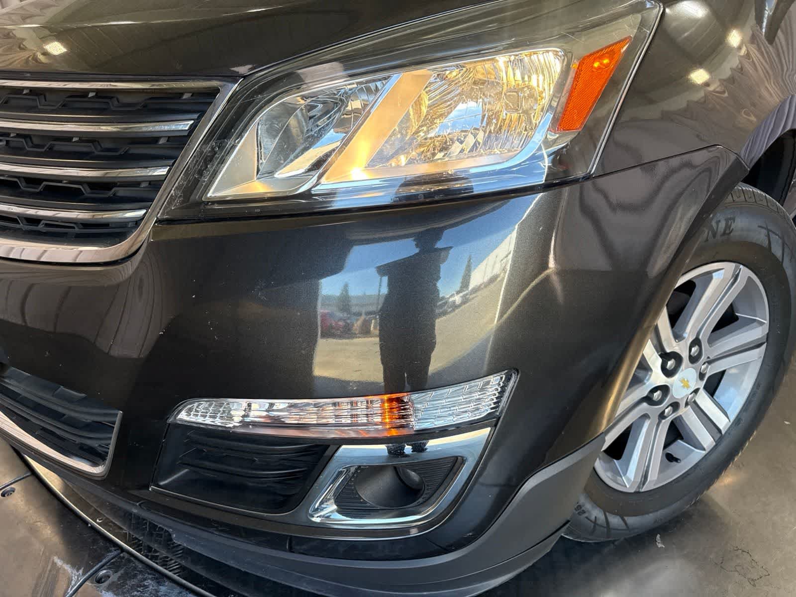 Used 2015 Chevrolet Traverse LT FWD image 8