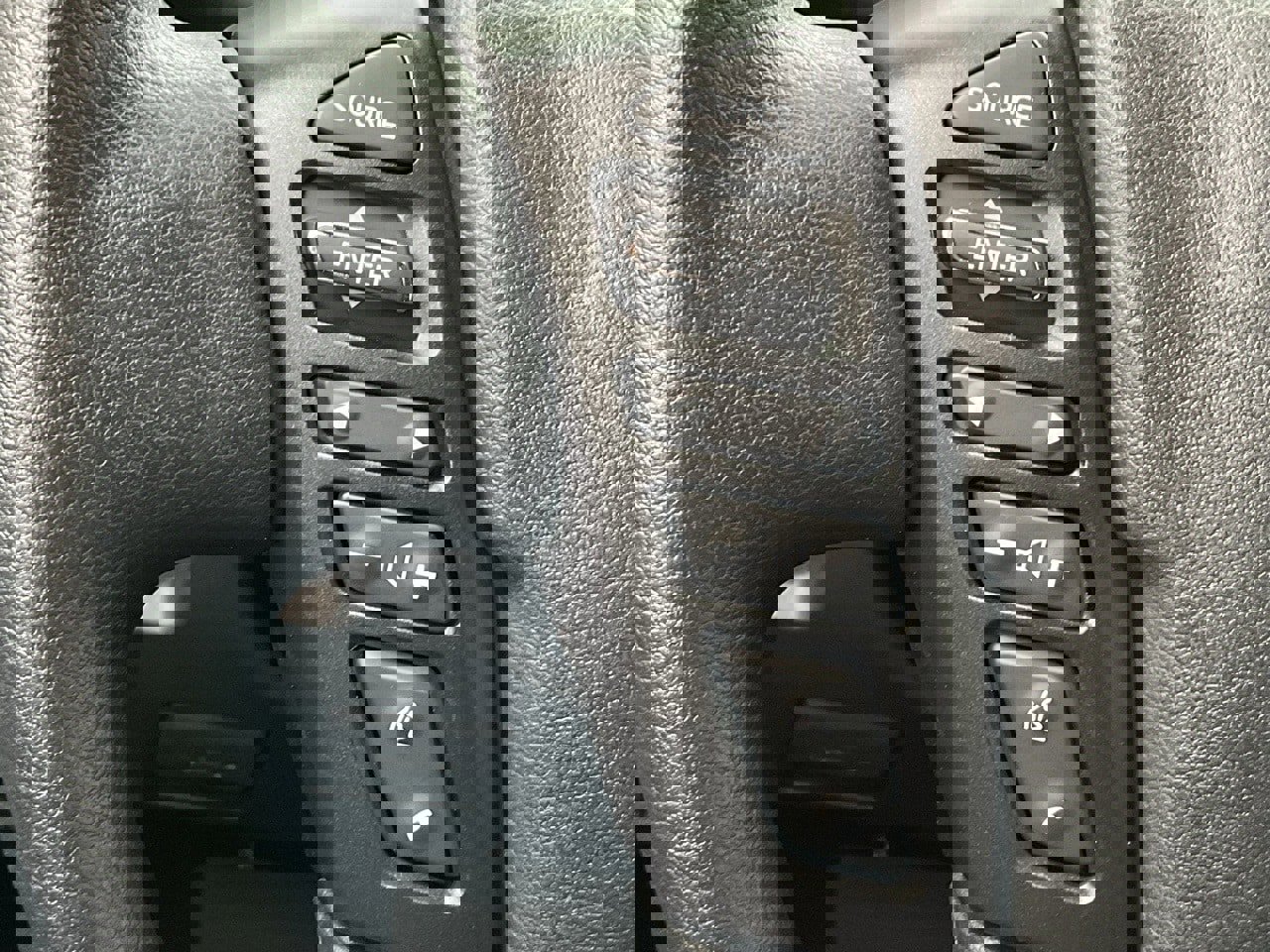 New 2026 Nissan Frontier S w/ Tow Package image 25