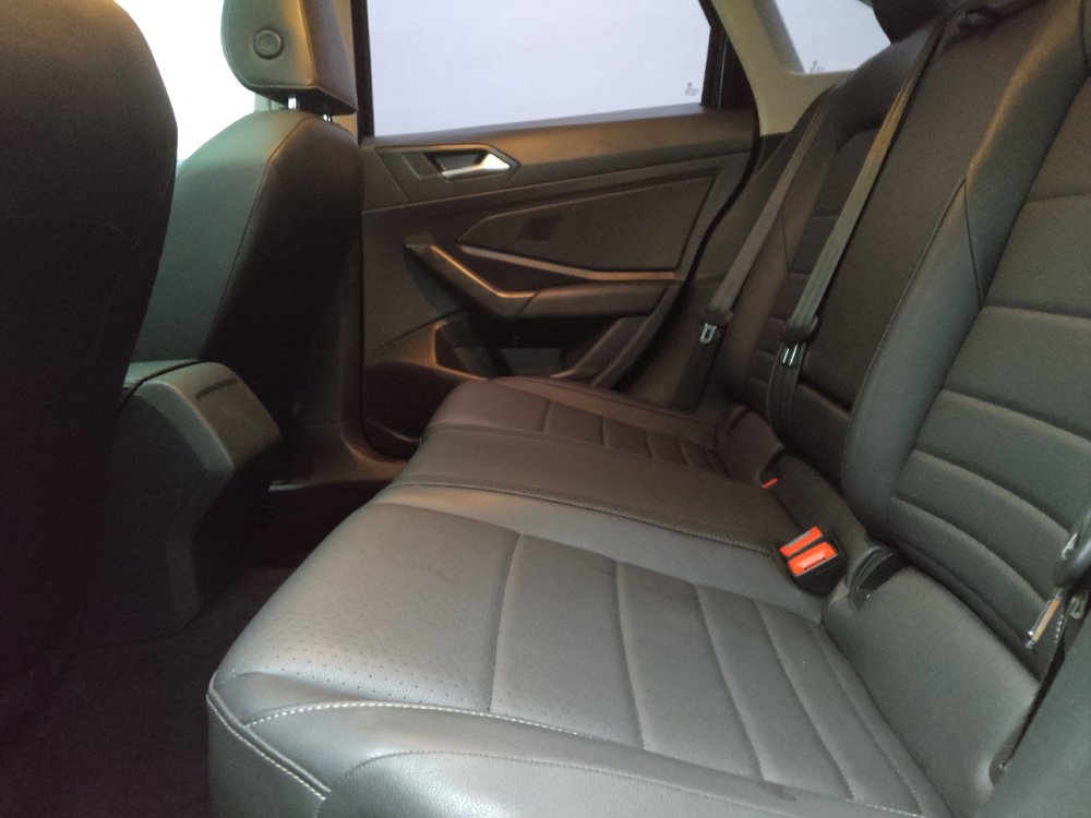 Used 2021 Volkswagen Jetta SE FWD image 18