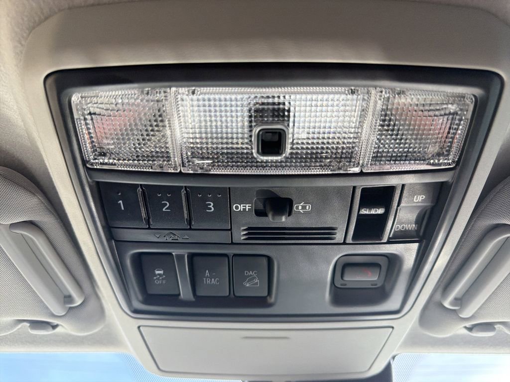 Used 2023 Toyota 4Runner Limited image 33