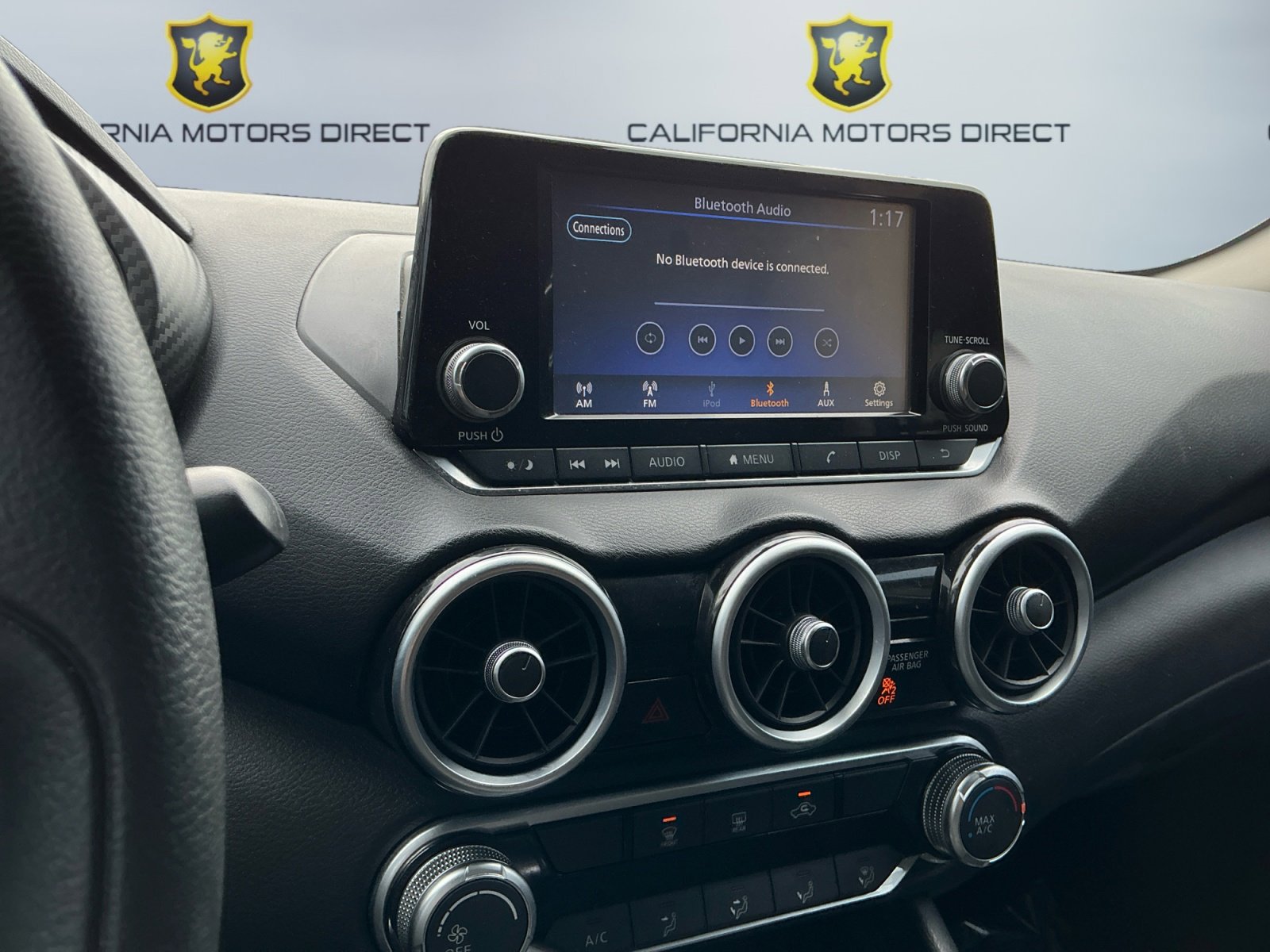 Used 2020 Nissan Sentra S image 11