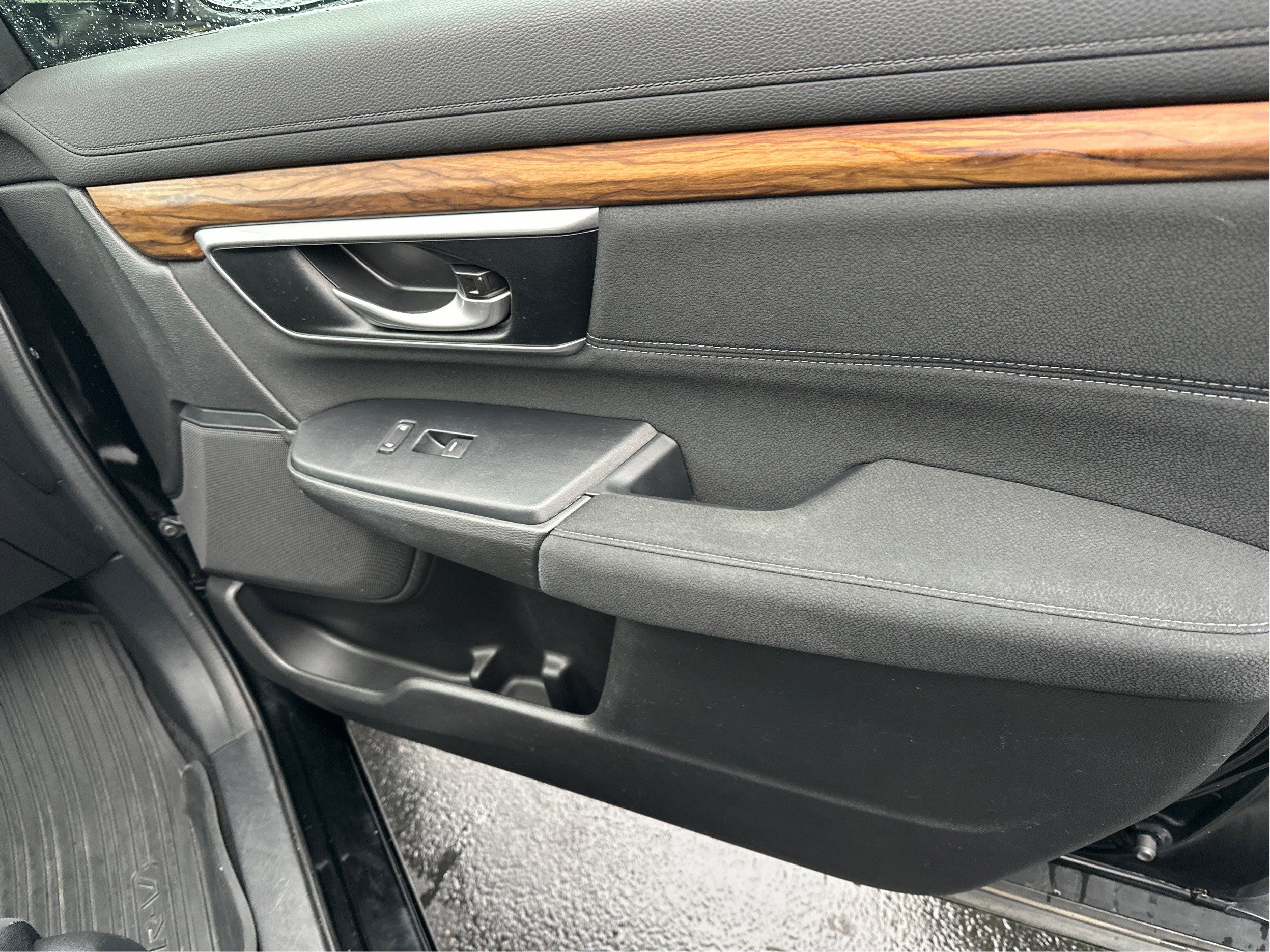 Used 2018 Honda CR-V EX image 22