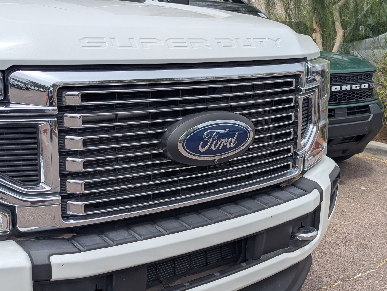 Used 2021 Ford F450 Platinum w/ FX4 Off-Road Package AWD/4WD image 4