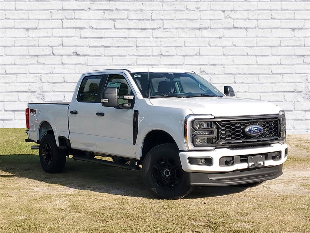 New 2026 Ford F250 XL 360° Tour