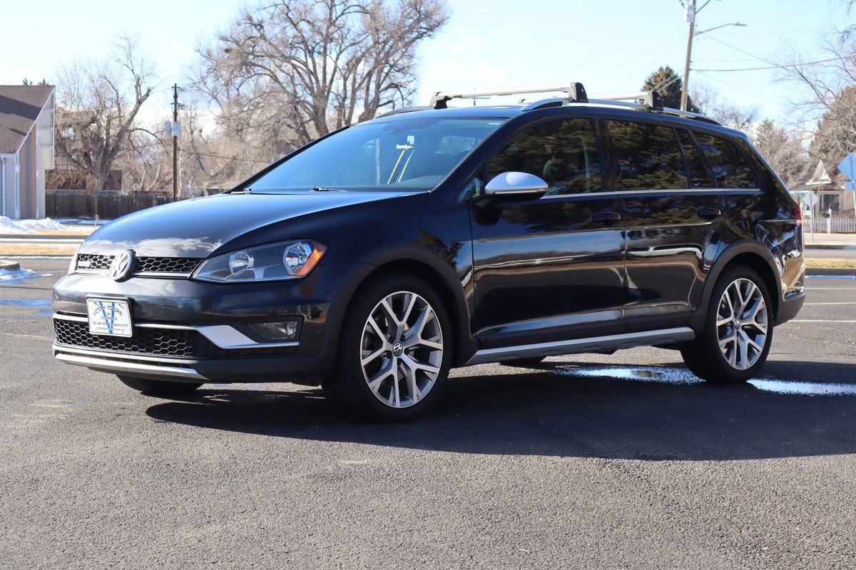 Used 2017 Volkswagen Golf Alltrack SEL image 11