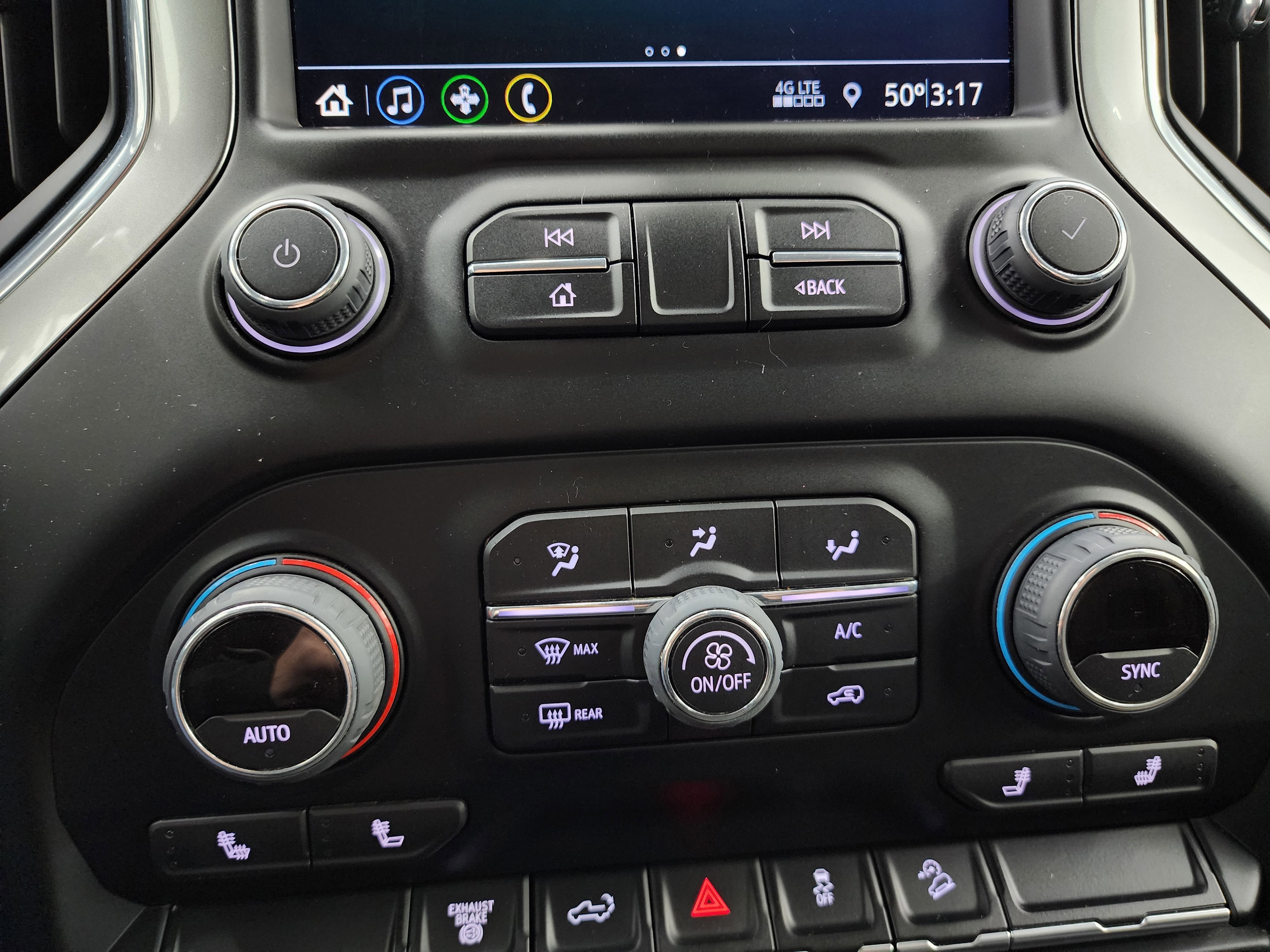 Used 2022 Chevrolet Silverado 2500 LT w/ Convenience Package image 49