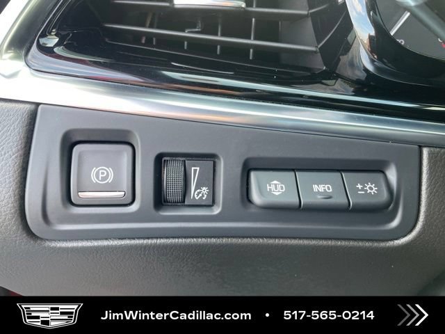 Certified 2025 Cadillac XT6 Premium Luxury w/ Technology Package AWD/4WD image 31