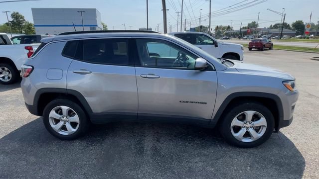 Used 2020 Jeep Compass Latitude w/ Cold Weather Group AWD/4WD image 3
