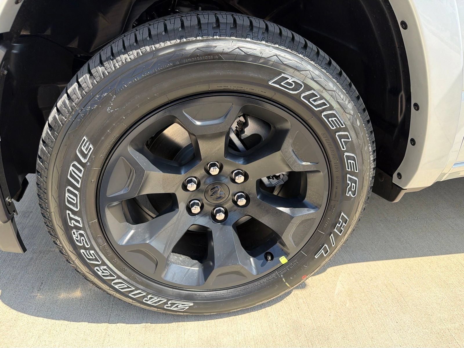 New 2027 RAM 1500 4x4 Crew Cab image 12