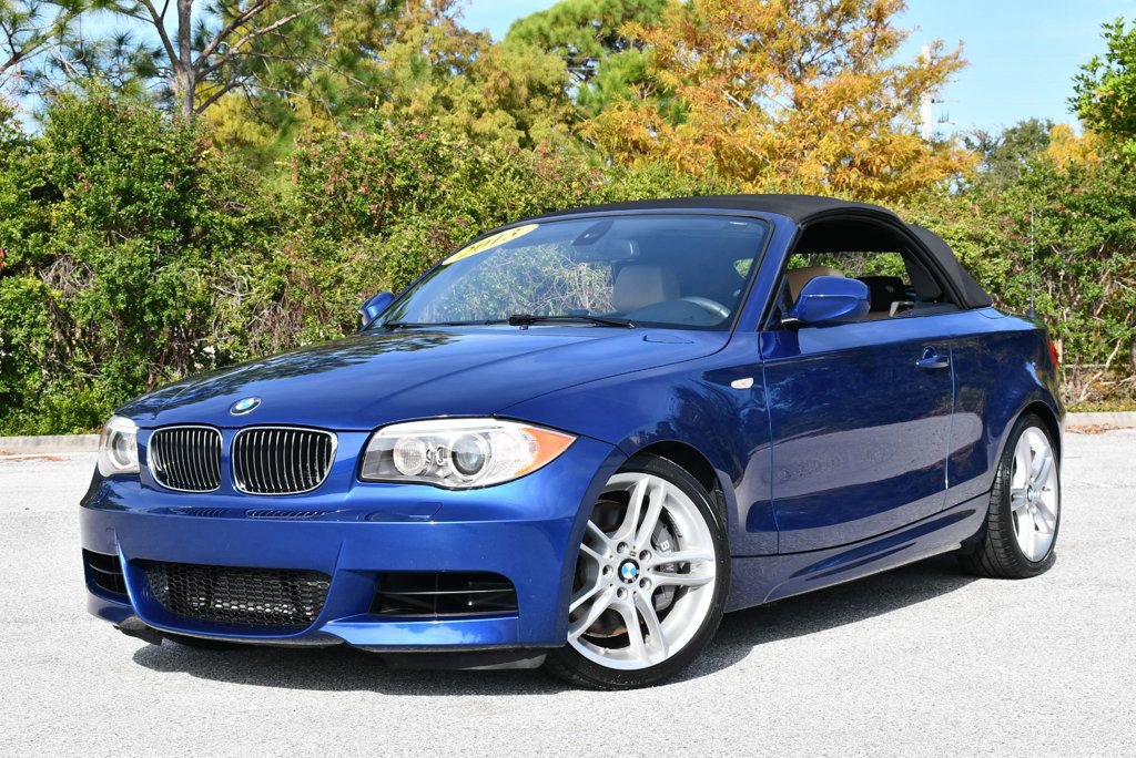 Used 2013 BMW 135i Convertible image 22