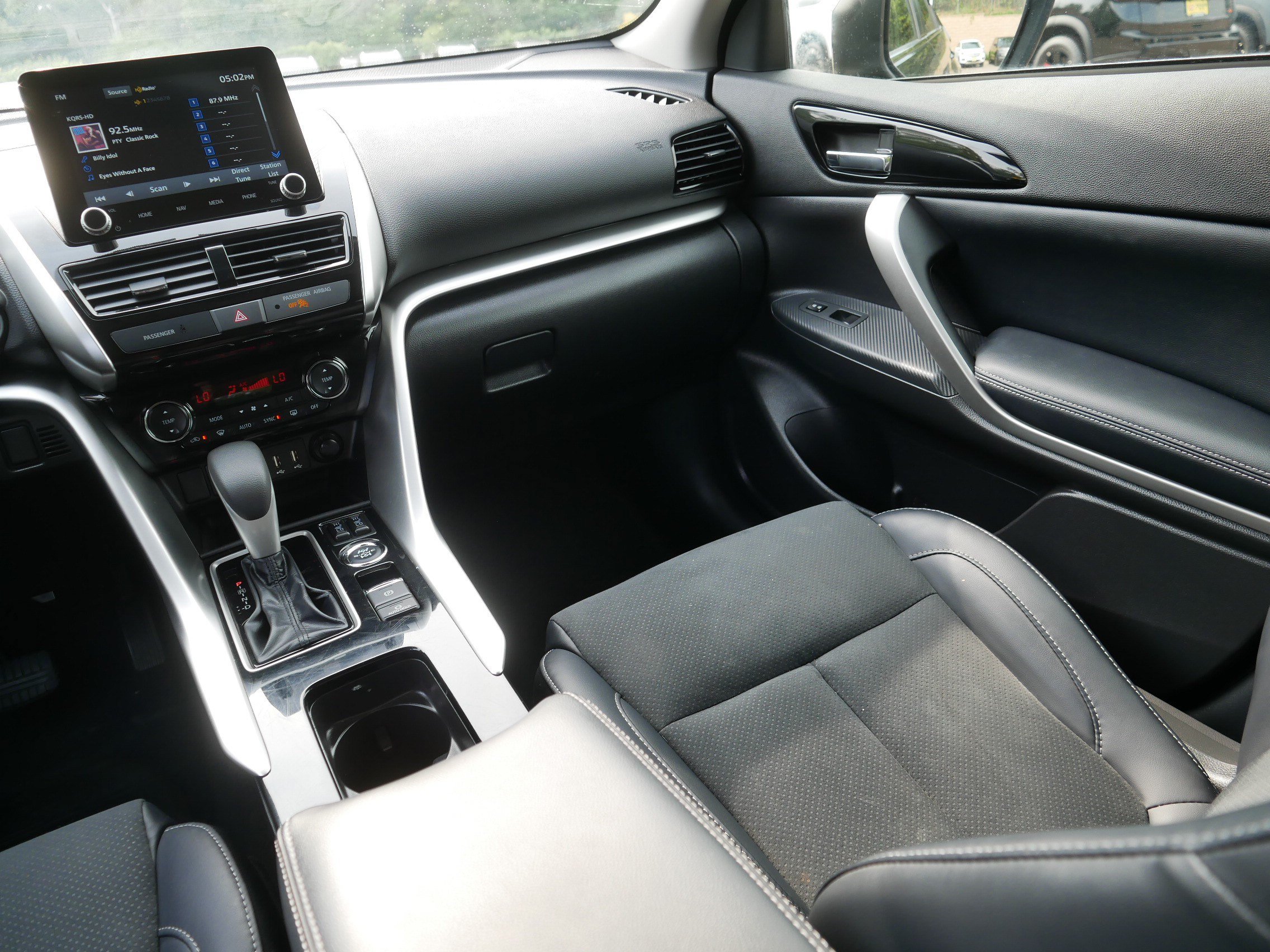 Used 2025 Mitsubishi Eclipse Cross SE AWD/4WD image 11