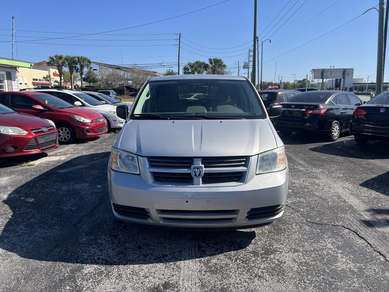 Used 2009 Dodge Grand Caravan SE w/ Climate Group image 1