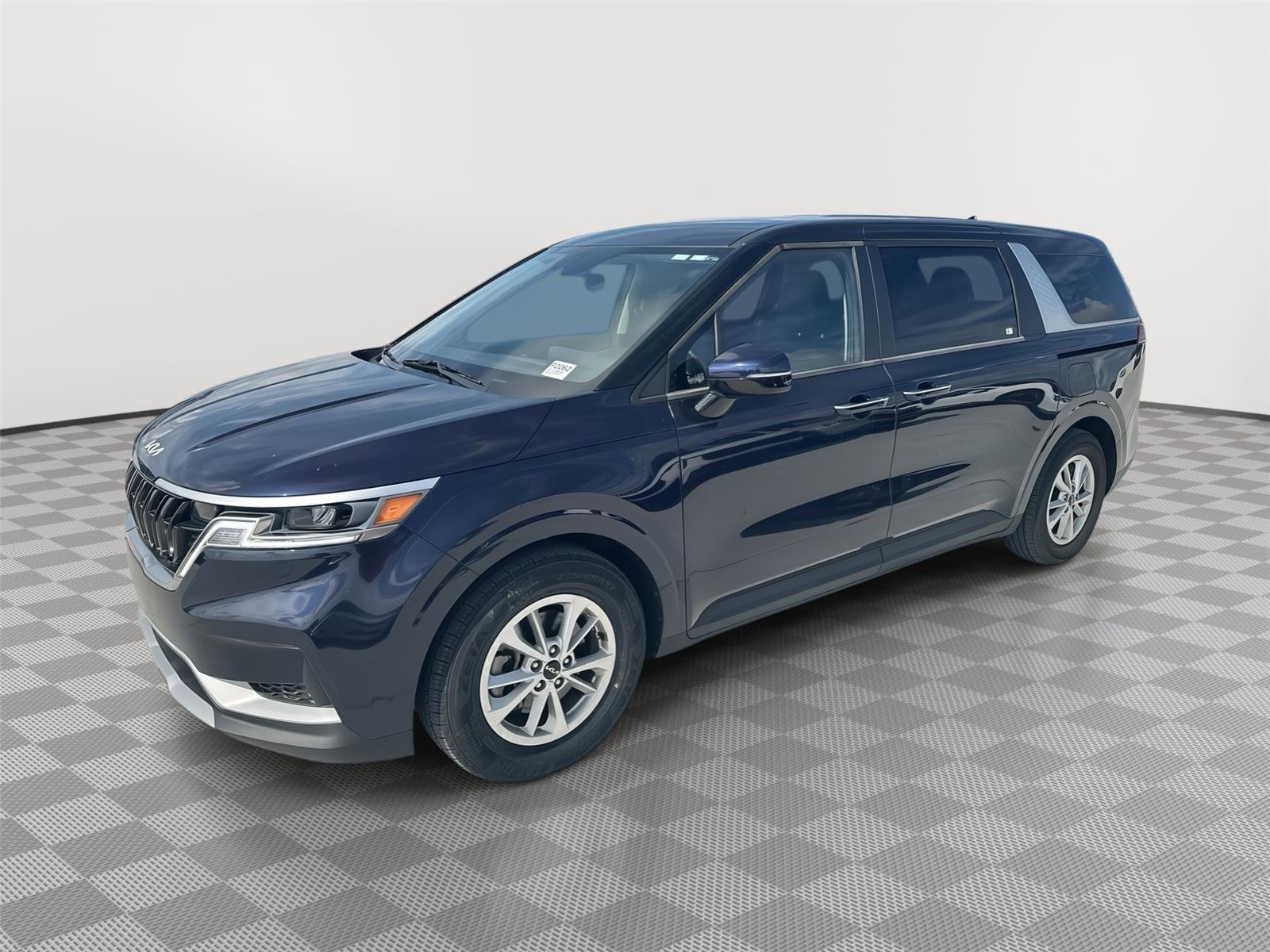 Used 2024 Kia Carnival LX