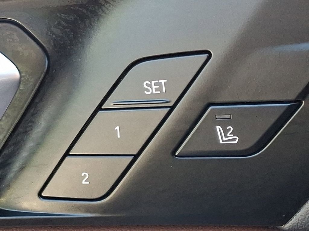 Used 2026 BMW X5 xDrive40i AWD/4WD image 27