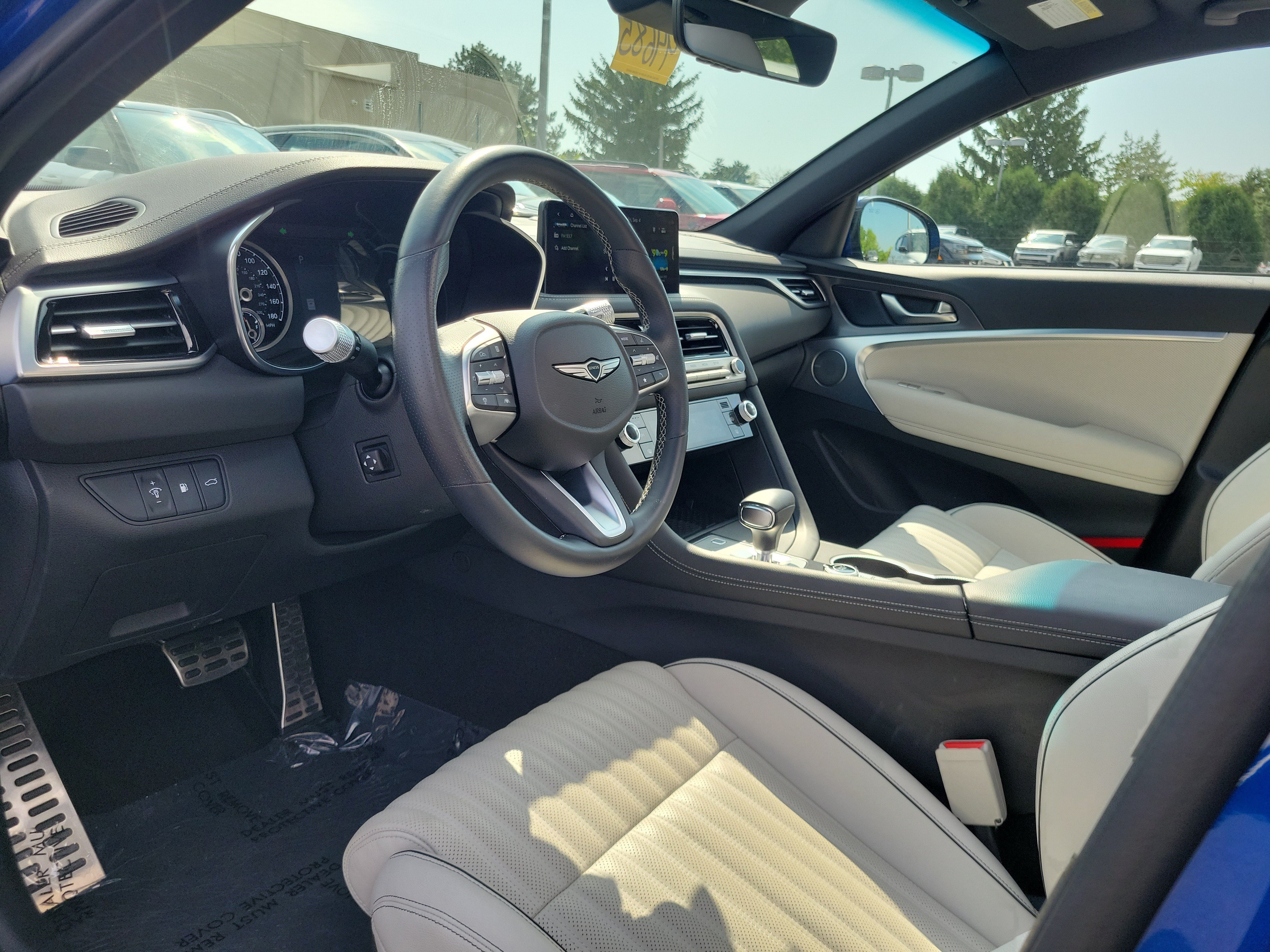 Used 2025 Genesis G70 3.3T Advanced AWD/4WD image 19