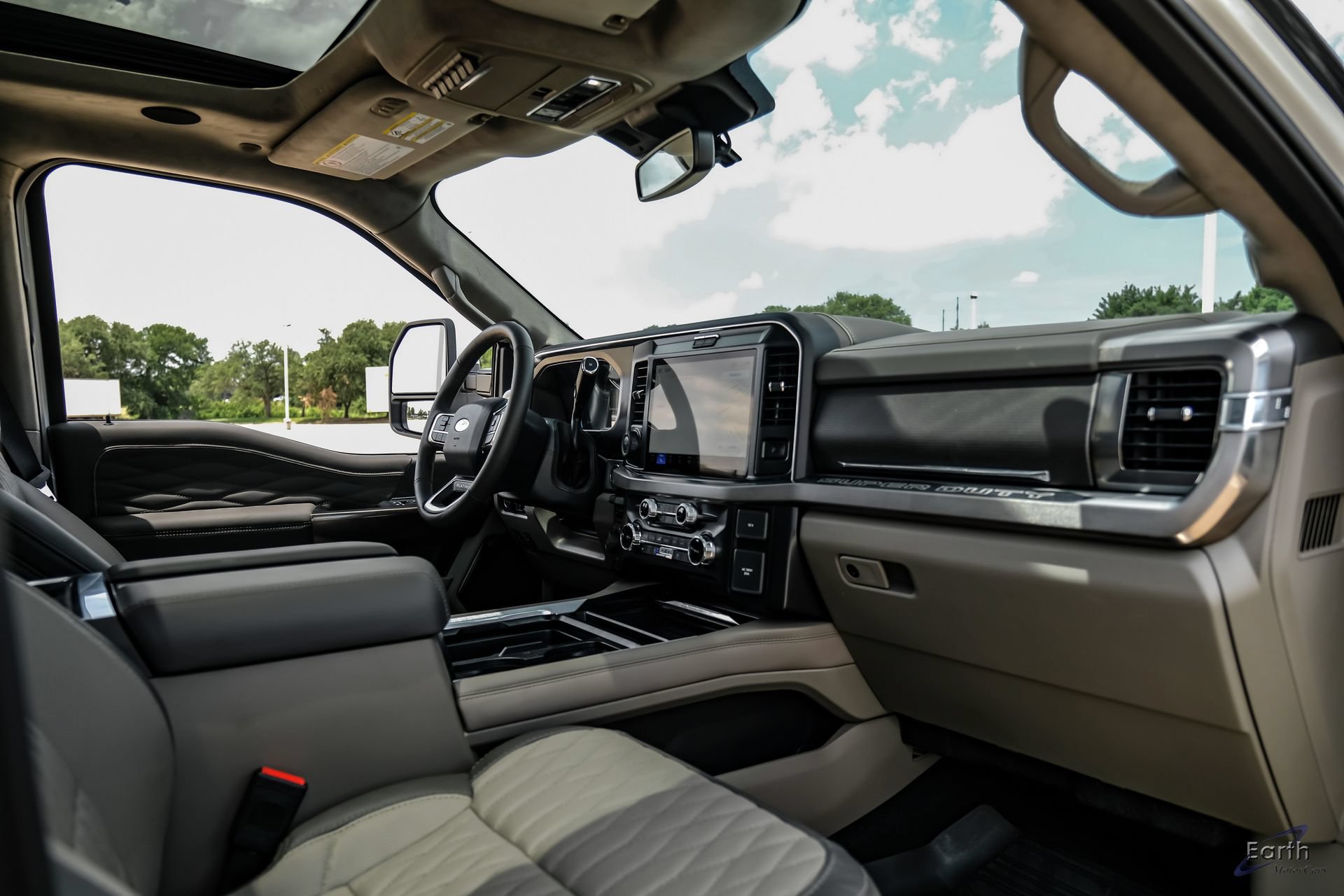 Used 2026 Ford F450 Platinum w/ Platinum Plus Package AWD/4WD image 52