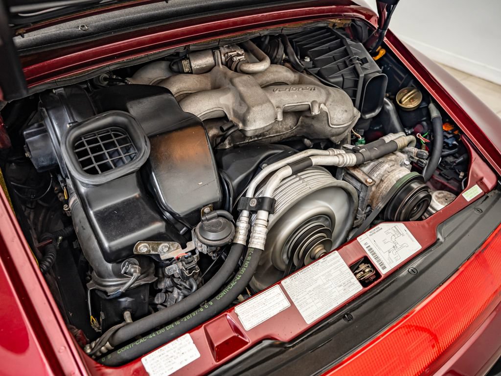 Used 1998 Porsche 911 Carrera RWD image 52