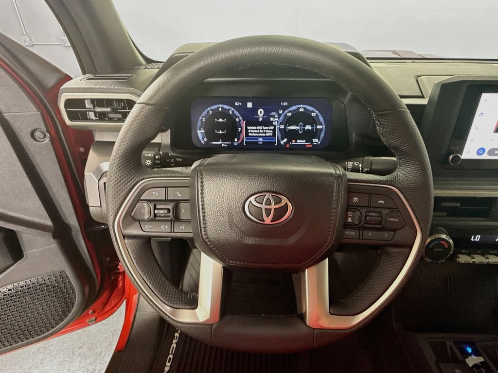 Used 2025 Toyota Tacoma TRD Sport AWD/4WD image 11