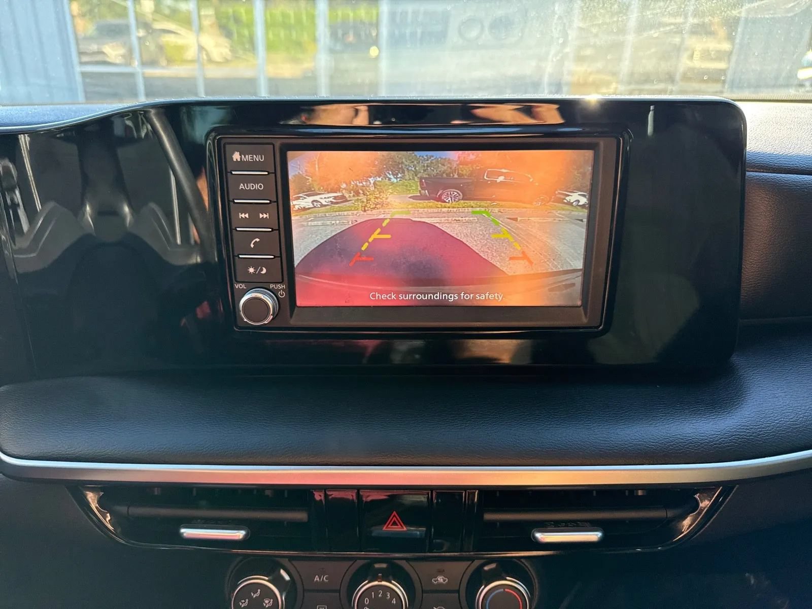 Used 2025 Nissan Kicks S AWD/4WD image 22
