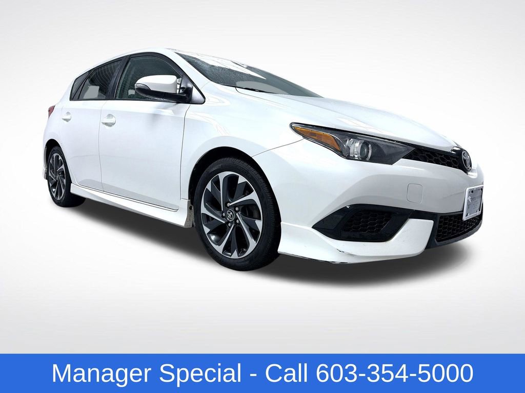 Used 2018 Toyota Corolla iM w/ Carpet Mat Package (TMS) image 1