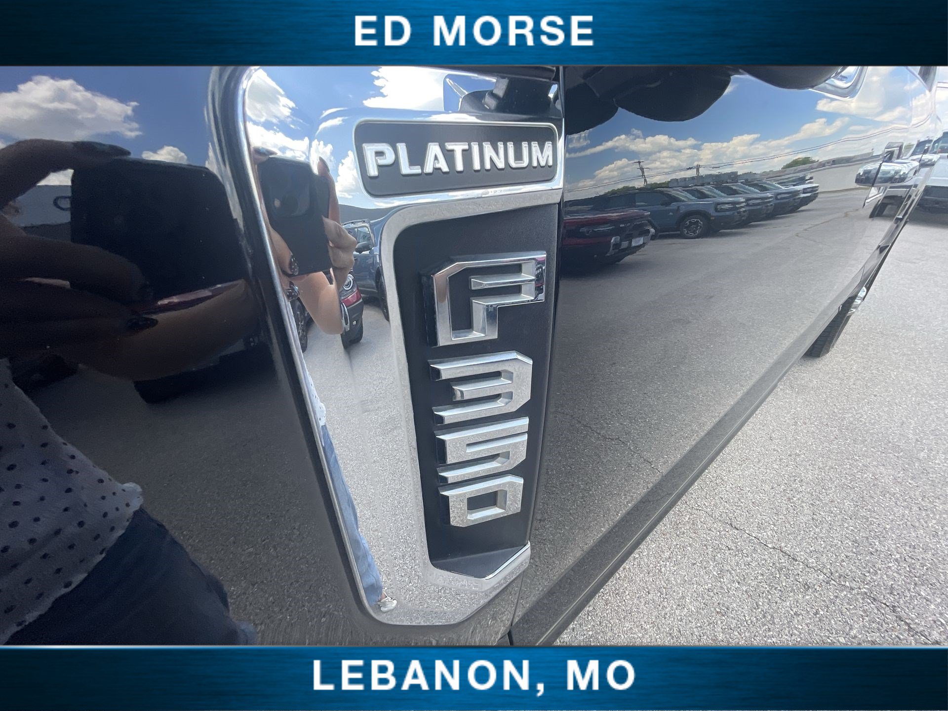 Certified 2021 Ford F350 Platinum w/ FX4 Off-Road Package AWD/4WD image 31