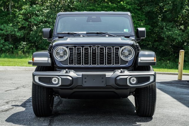 New 2025 Jeep Wrangler Sahara image 5