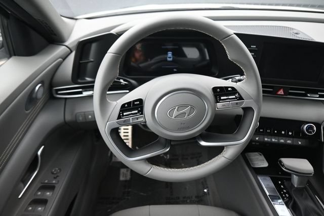 New 2026 Hyundai Elantra SEL Sport Premium FWD image 13
