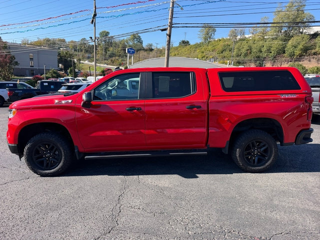 Used 2022 Chevrolet Silverado 1500 LT Trail Boss w/ LT Trail Boss Premium Package AWD/4WD image 2