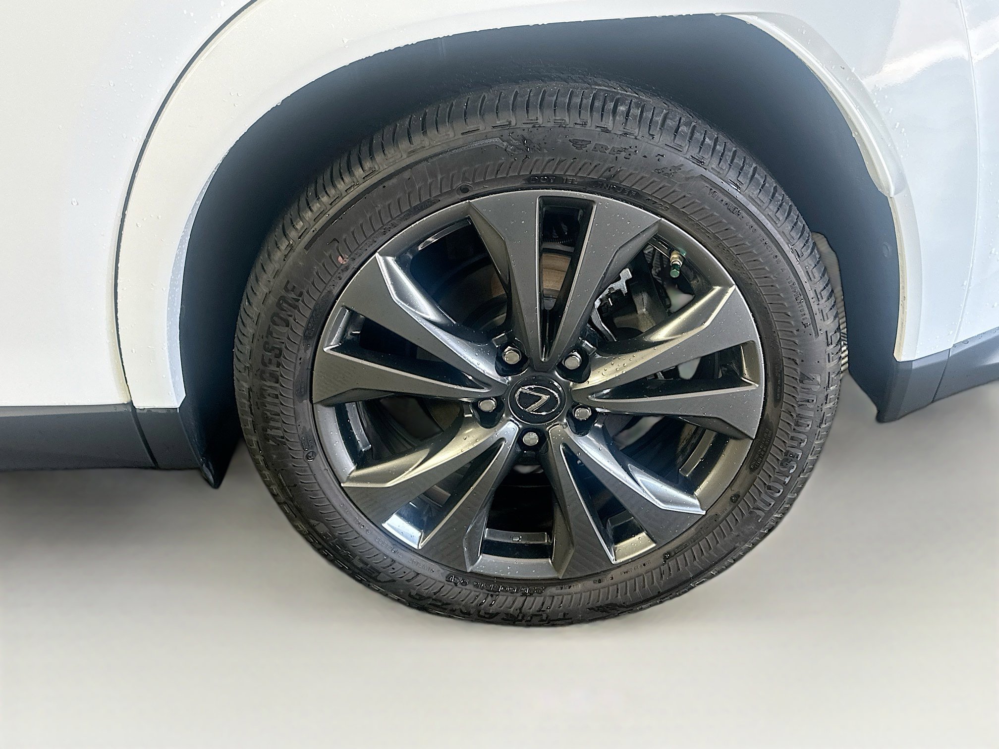 Used 2024 Lexus UX 250h F Sport image 11