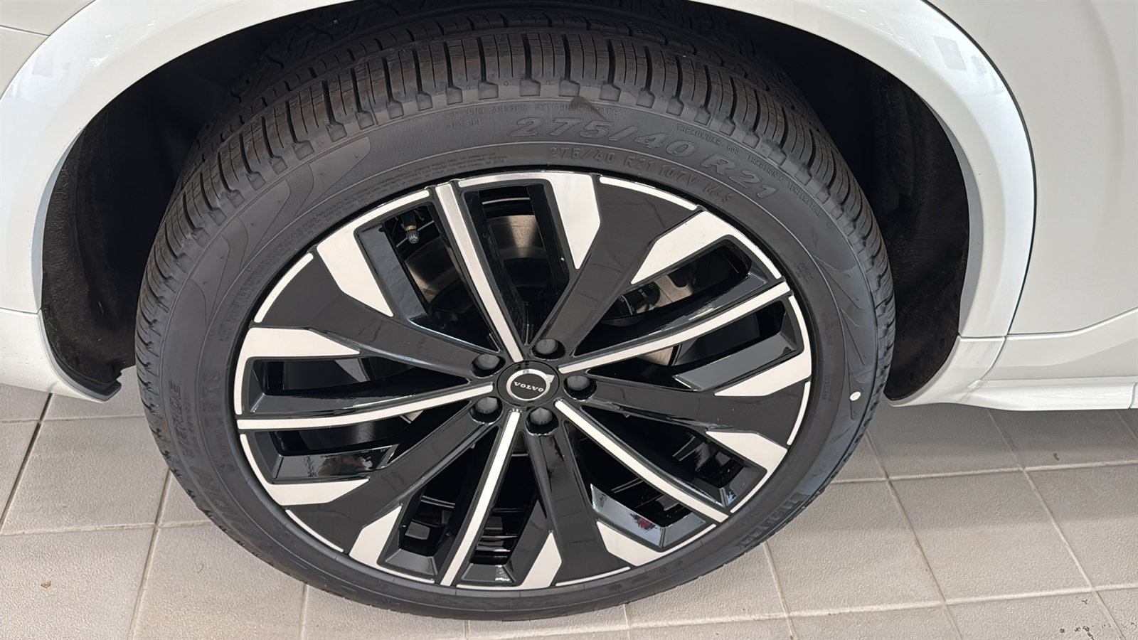 New 2027 Volvo XC90 B6 Ultra AWD/4WD image 32