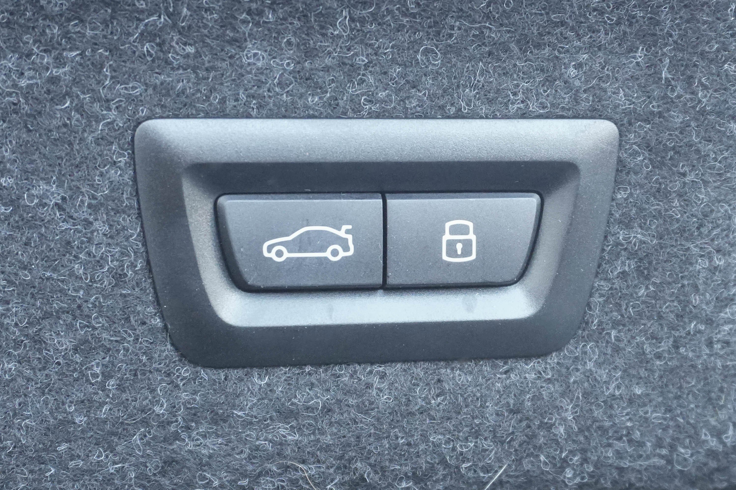 Used 2024 BMW M4 xDrive Competition w/ Executive Package image 38