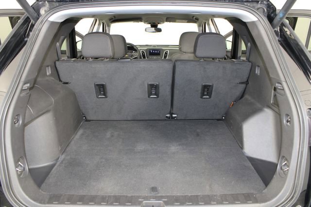 Used 2024 Chevrolet Equinox LT w/ LPO, Cargo Package image 17