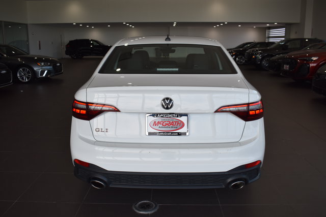 Used 2023 Volkswagen Jetta GLI Autobahn FWD image 6