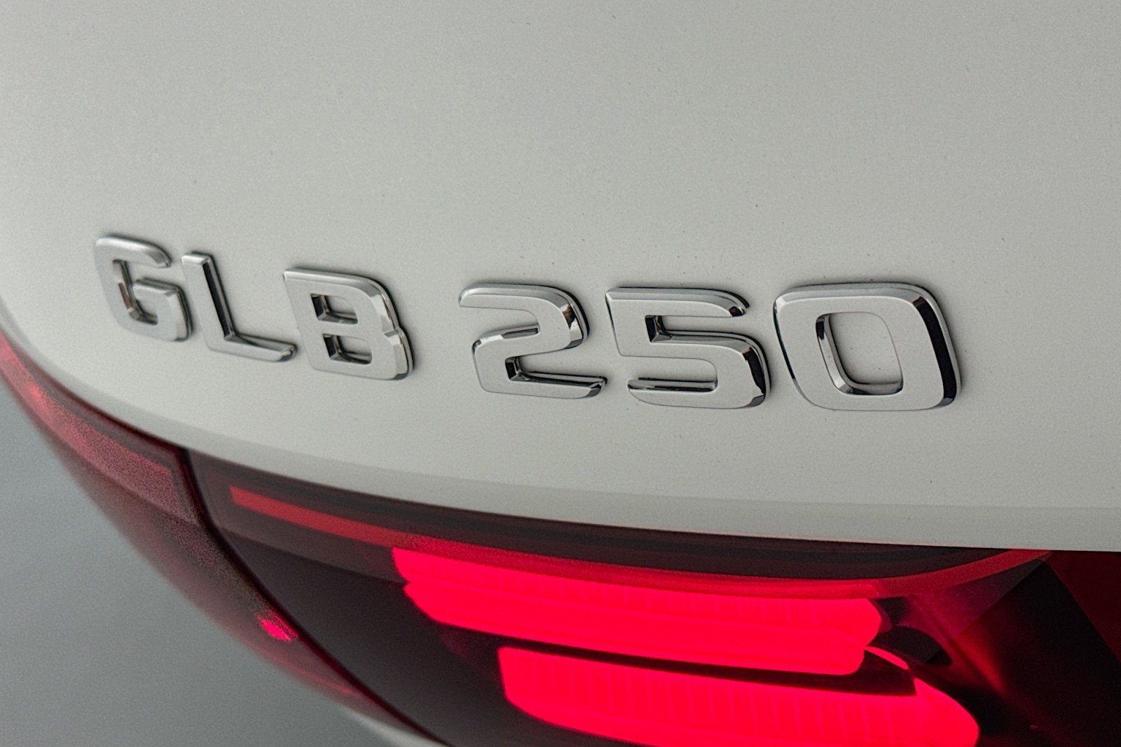 Certified 2026 Mercedes-Benz GLB 250 GLB 250 image 9