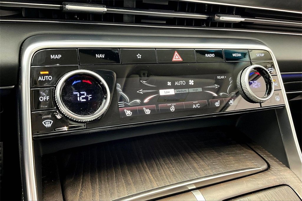 Used 2024 Genesis GV80 3.5T w/ Prestige Package image 31