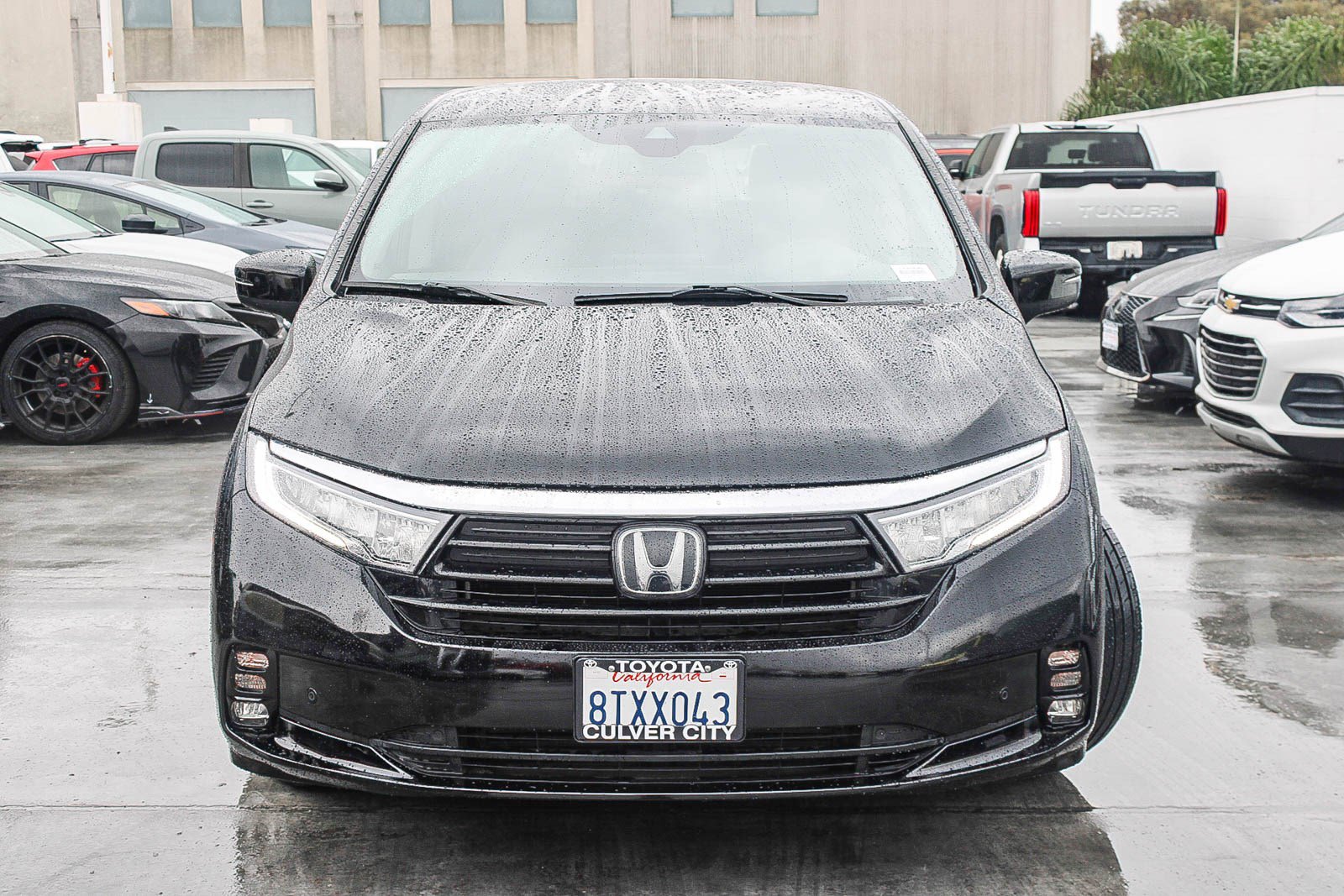 Used 2021 Honda Odyssey Touring image 2