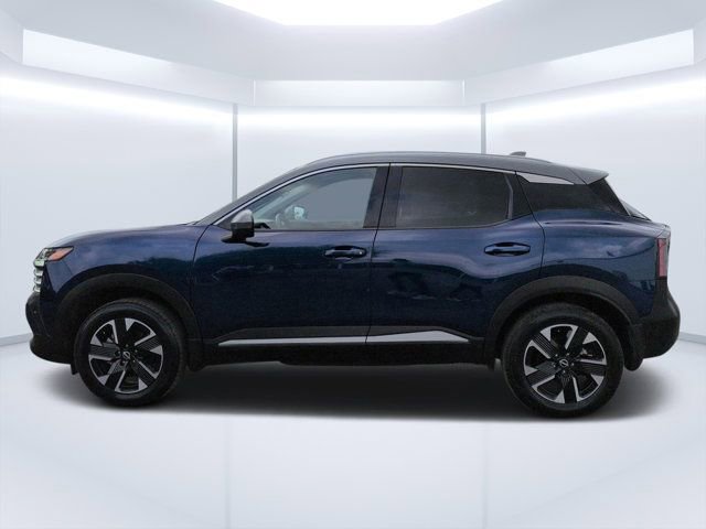 Used 2025 Nissan Kicks SR FWD image 6