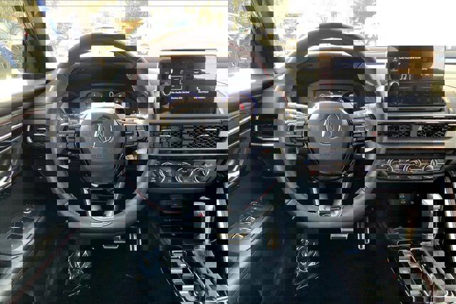 Used 2025 Acura ADX A-Spec image 4