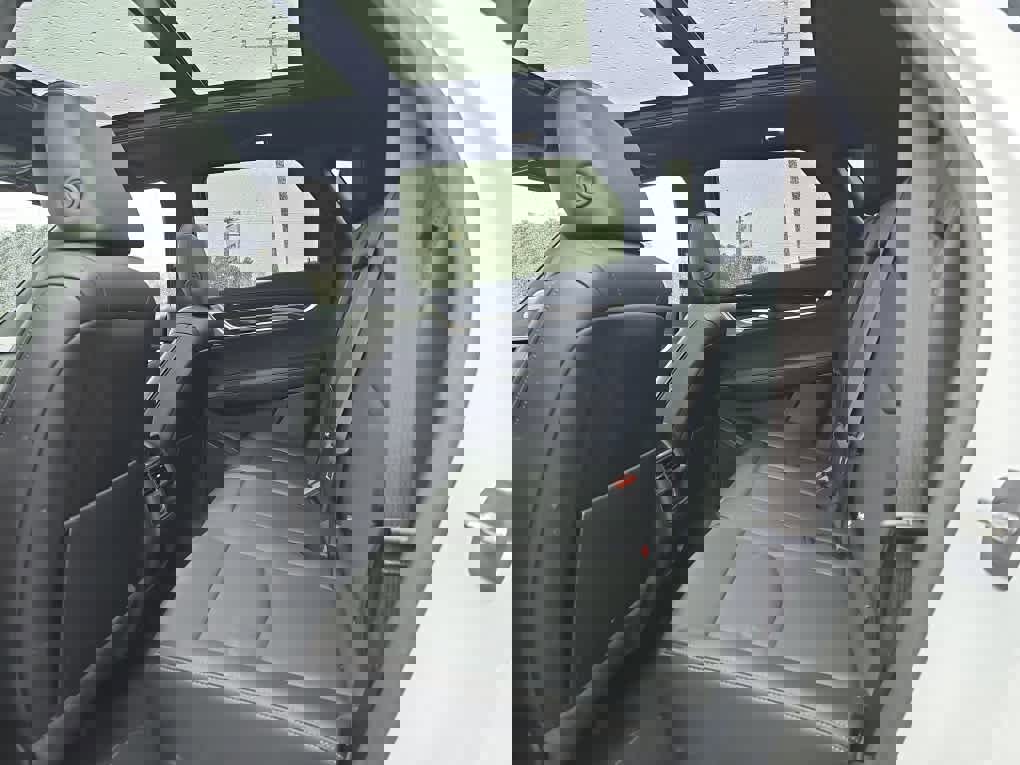 Used 2024 Cadillac XT5 Premium Luxury image 28