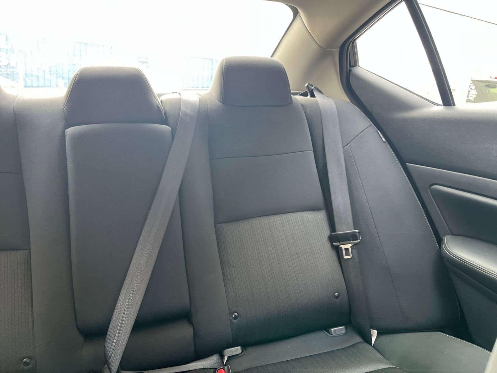 Used 2025 Nissan Altima 2.5 SV image 36