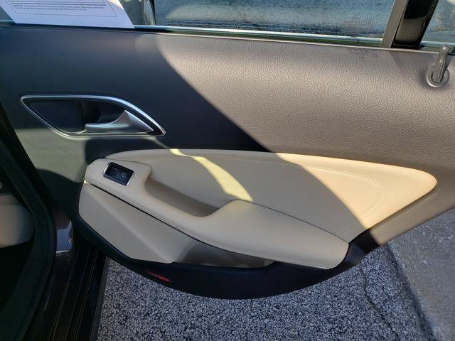 Used 2018 Mercedes-Benz CLA 250 4MATIC image 16