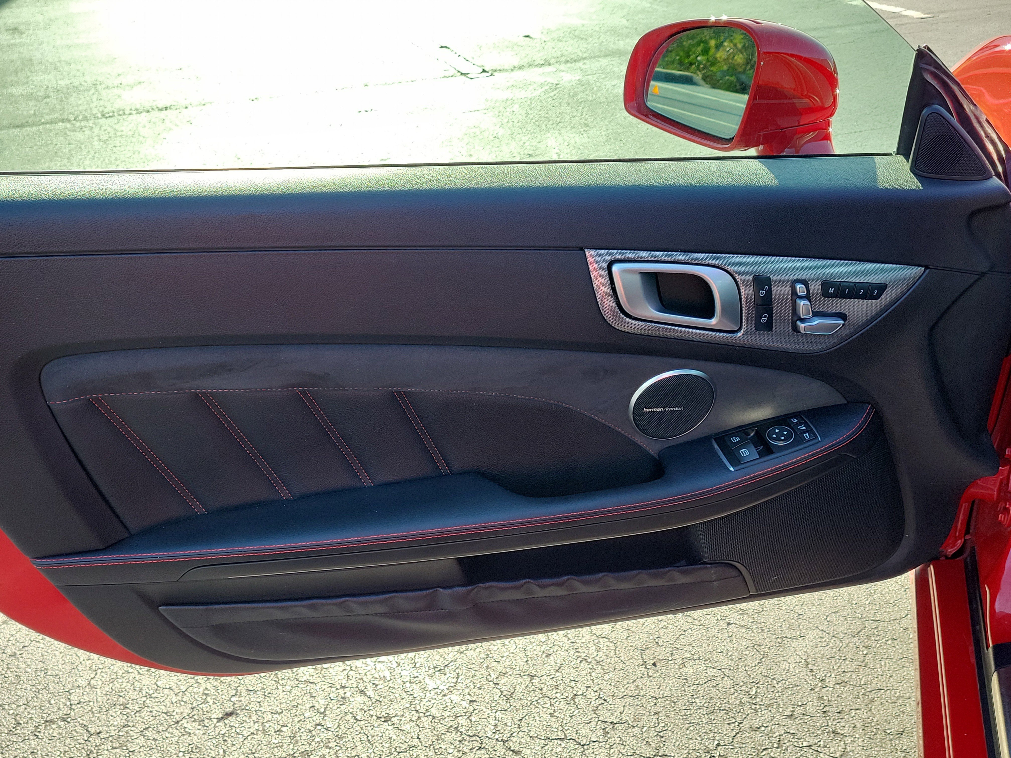 Used 2017 Mercedes-Benz SLC 43 AMG image 10