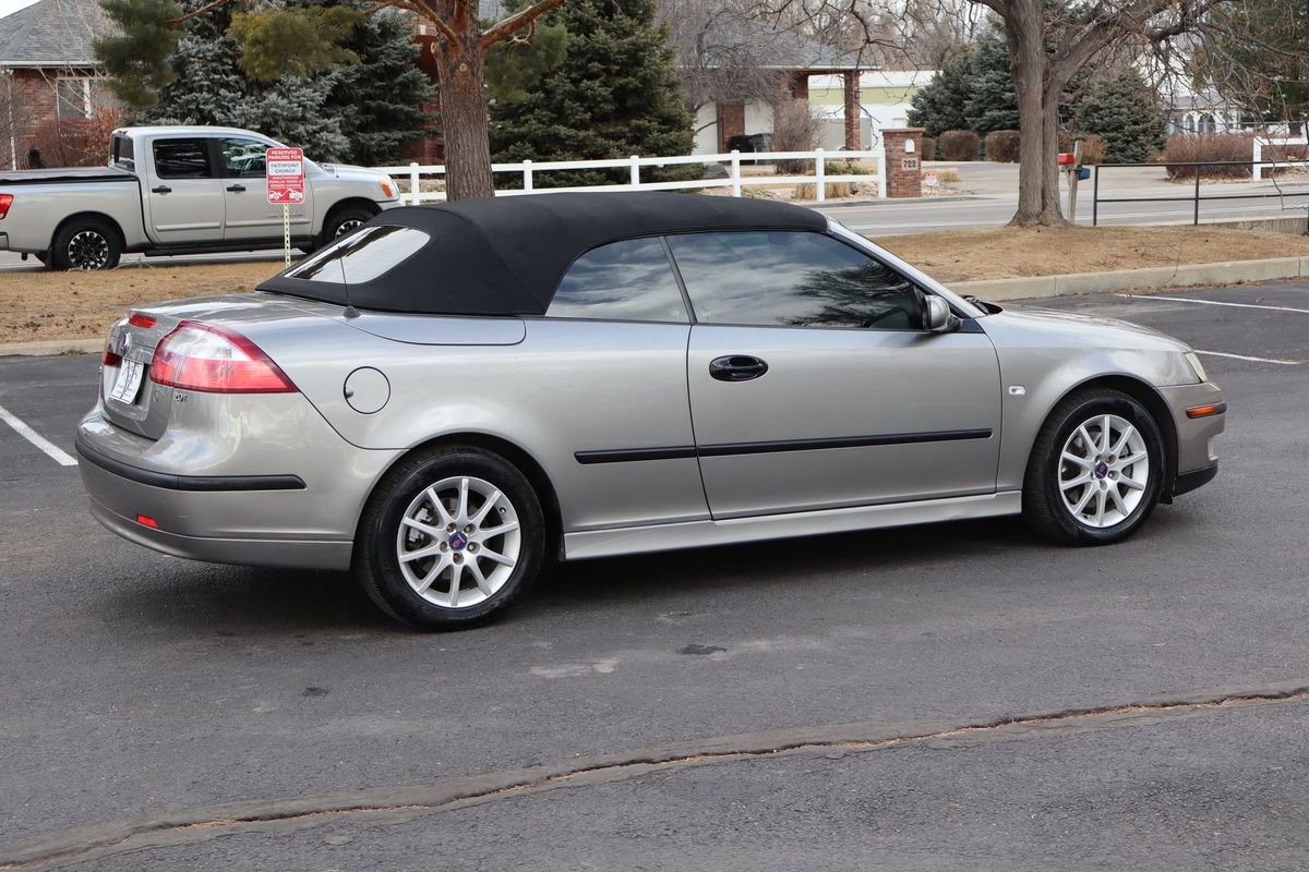 Used 2005 Saab 9-3 Arc image 4