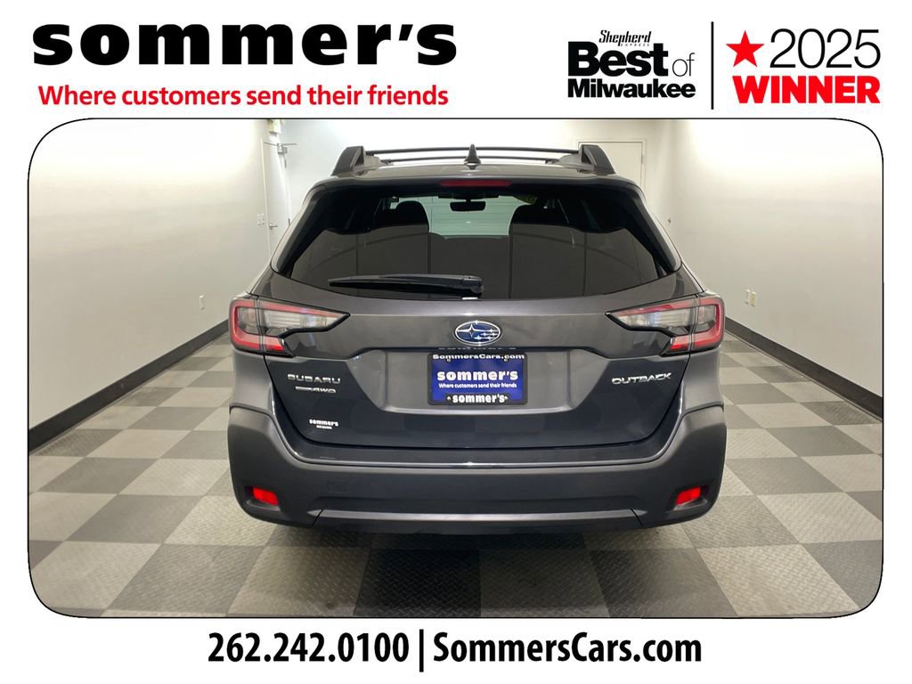 Used 2023 Subaru Outback Premium AWD/4WD image 4
